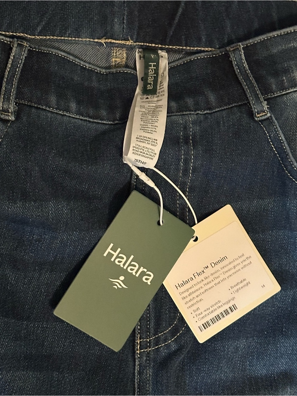 Halara Stretch Denim High Rise Straight Leg NWT medium 8/10 - Picture 7 of 8